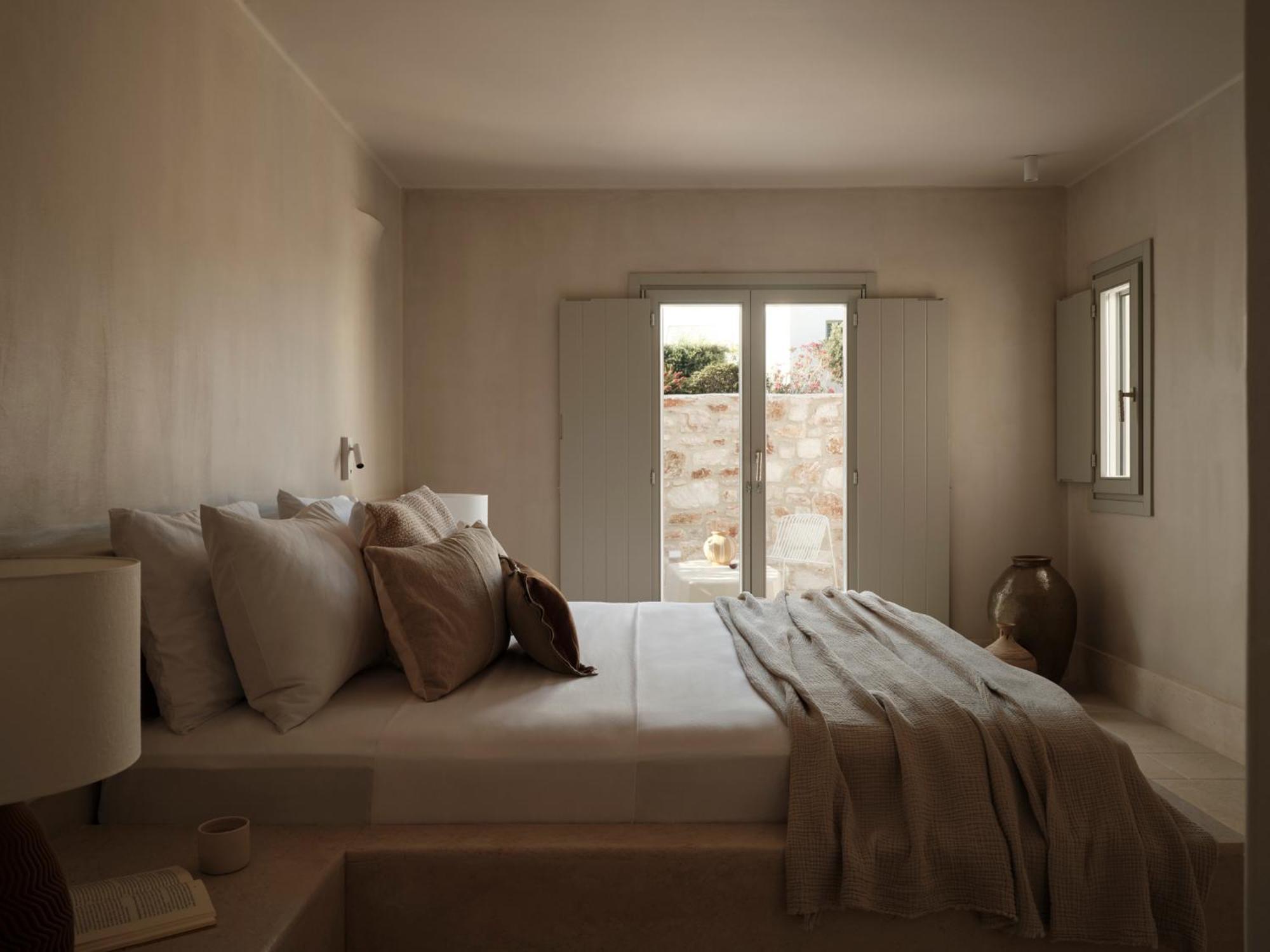 Akria Seaside Suites 纳乌萨 外观 照片