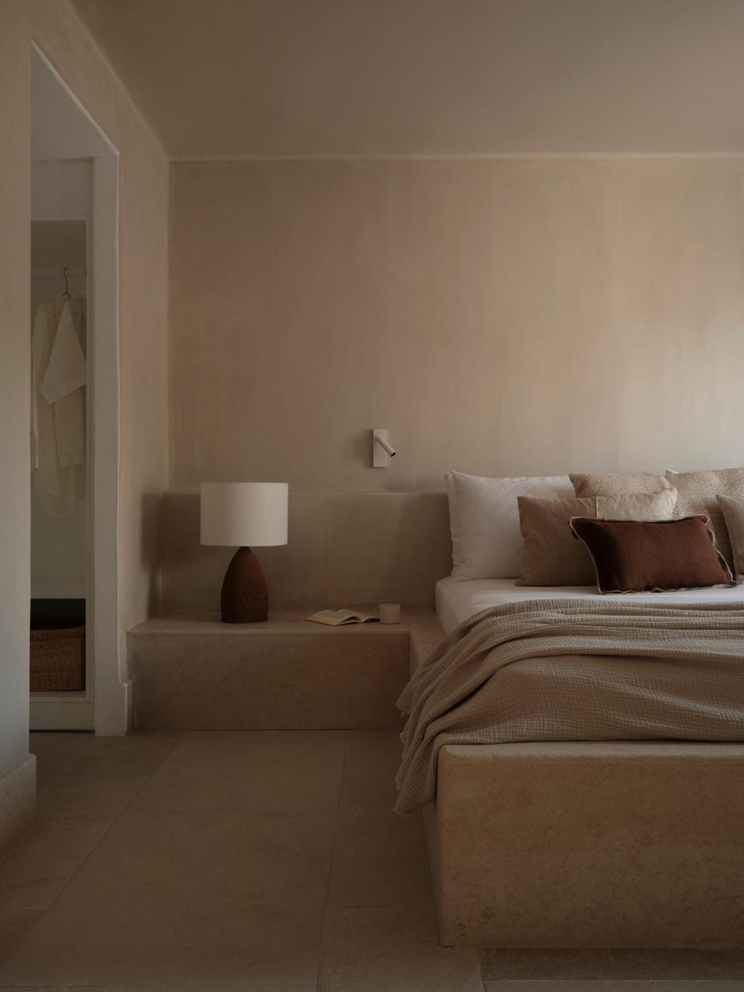 Akria Seaside Suites 纳乌萨 外观 照片
